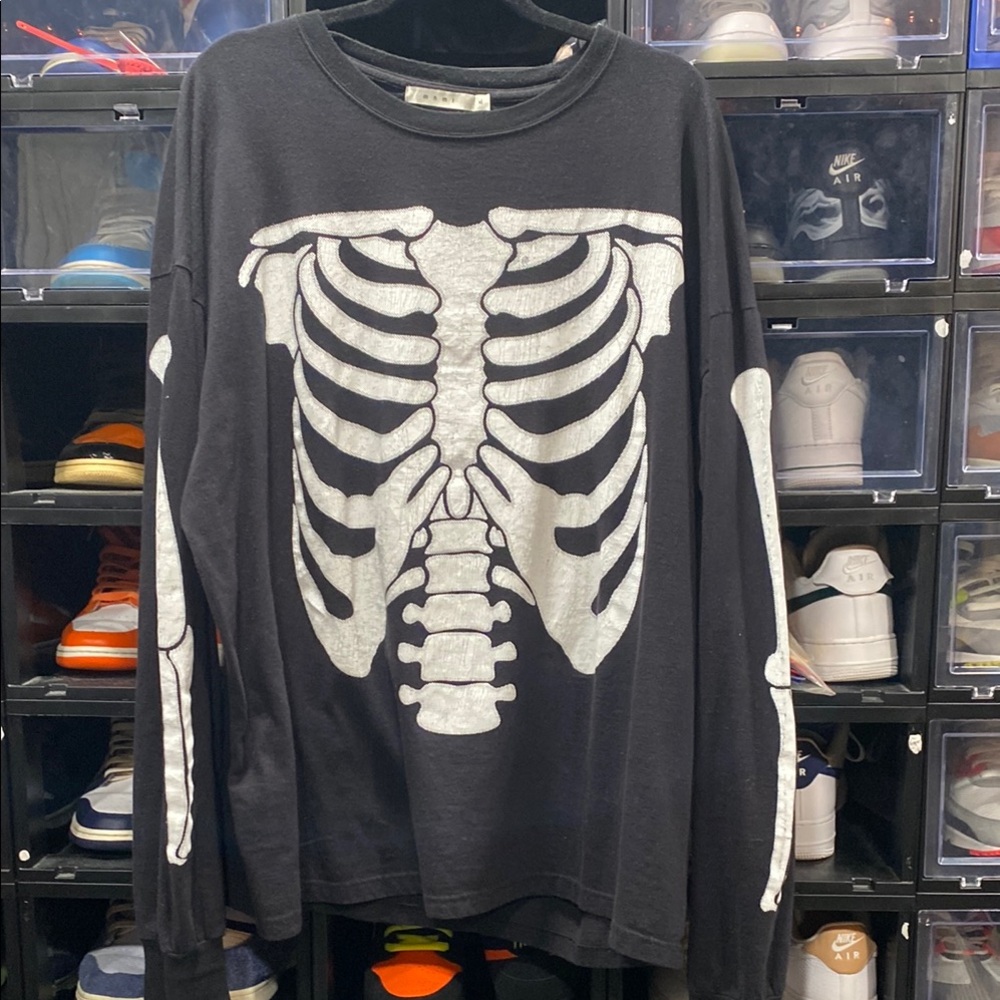 MNML • VINTAGE STYLE SKELETON BONES LONG SLEEVE T-SHIRT • XL